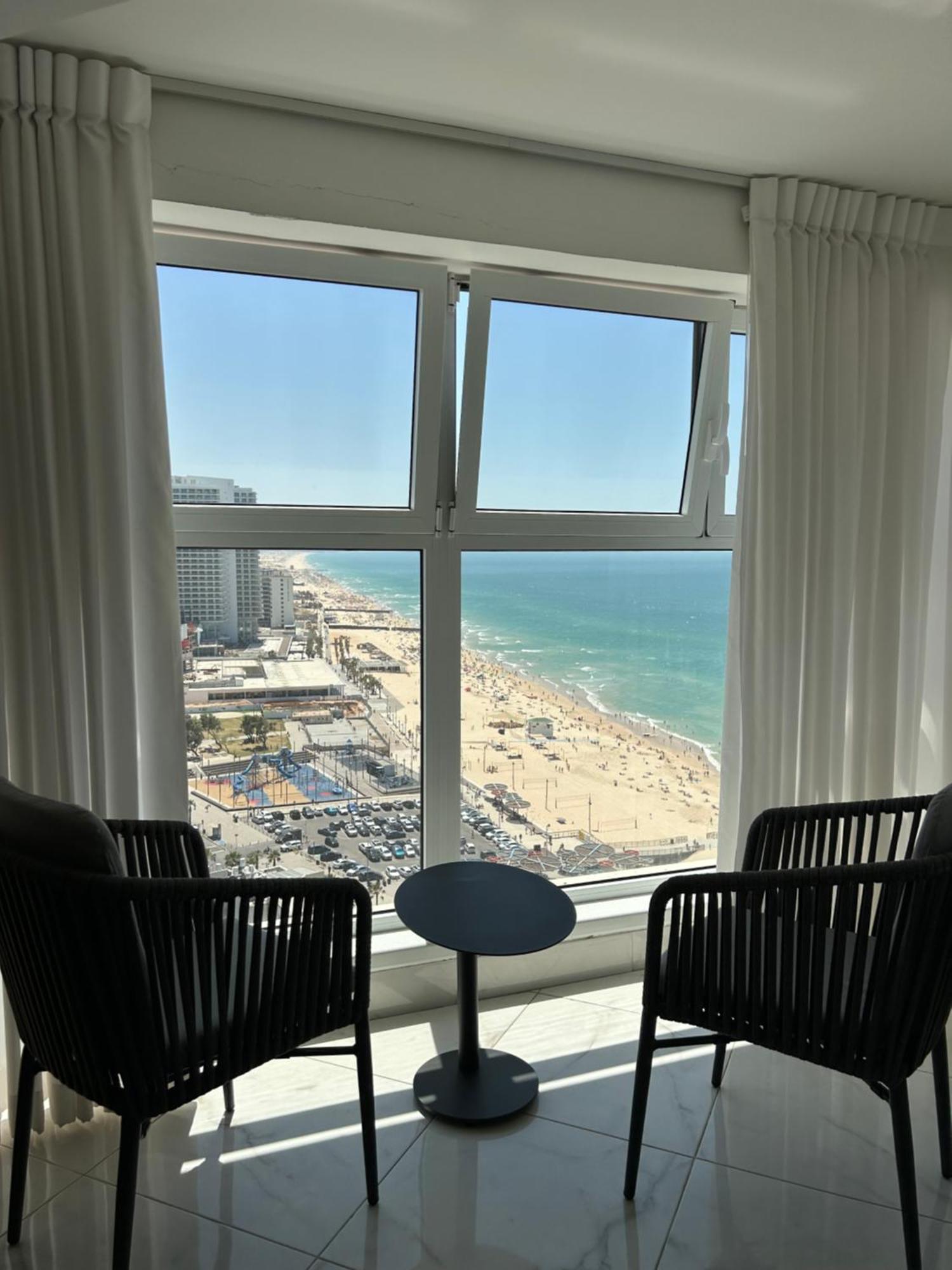 סוויטת אהבה מתוקה על הים-Sweet Love Suite On The Sea บัตยัม ภายนอก รูปภาพ