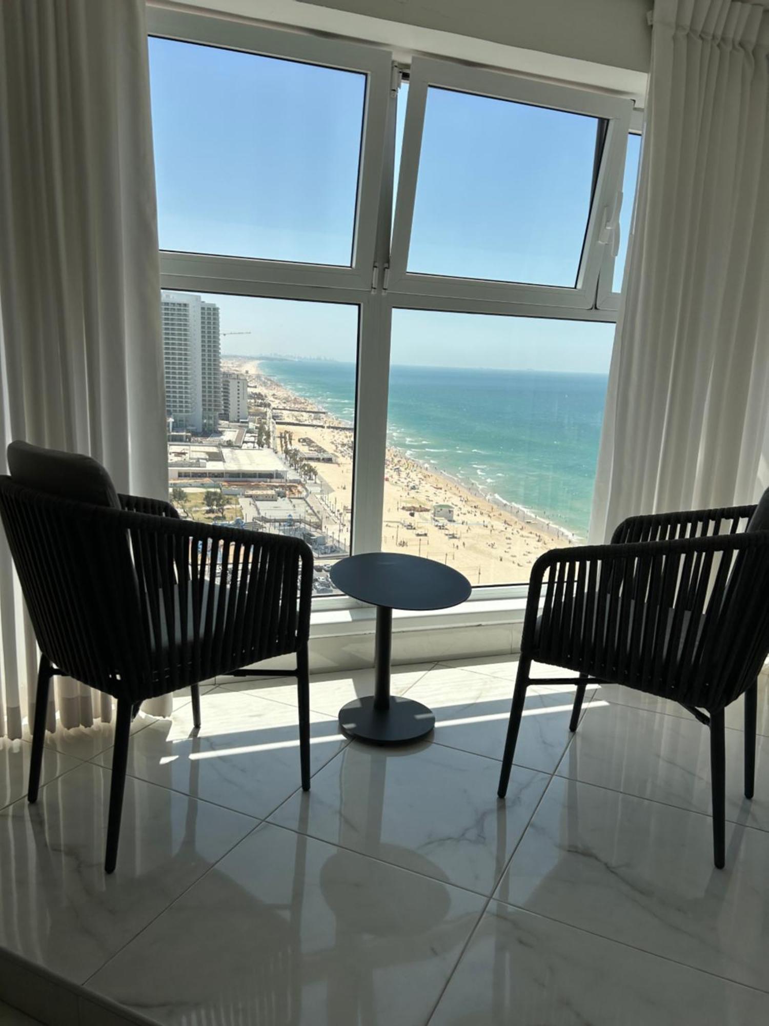 סוויטת אהבה מתוקה על הים-Sweet Love Suite On The Sea บัตยัม ภายนอก รูปภาพ